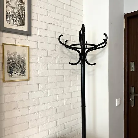 Top In The Centre Of Warsaw, Wi-fi - By Hik Warschau