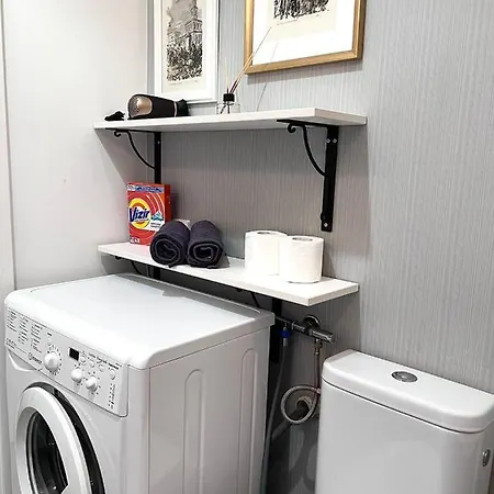 Top In The Centre Of Warsaw, Wi-fi - By Hik *